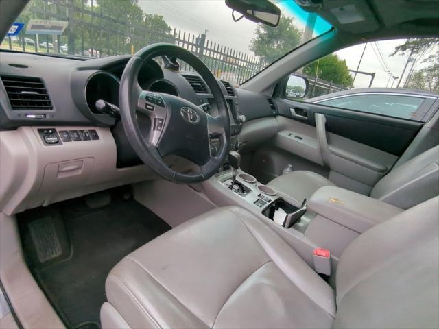 used 2012 Toyota Highlander car