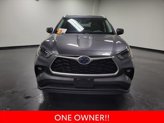 used 2023 Toyota Highlander Hybrid car, priced at $34,995