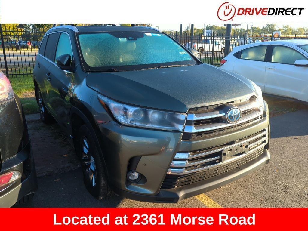 used 2019 Toyota Highlander Hybrid car, priced at $24,995