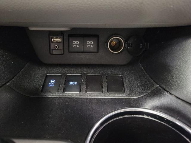 used 2017 Toyota Highlander car, priced at $18,995