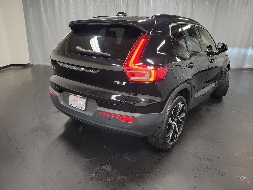 used 2021 Volvo XC40 car, priced at $20,995