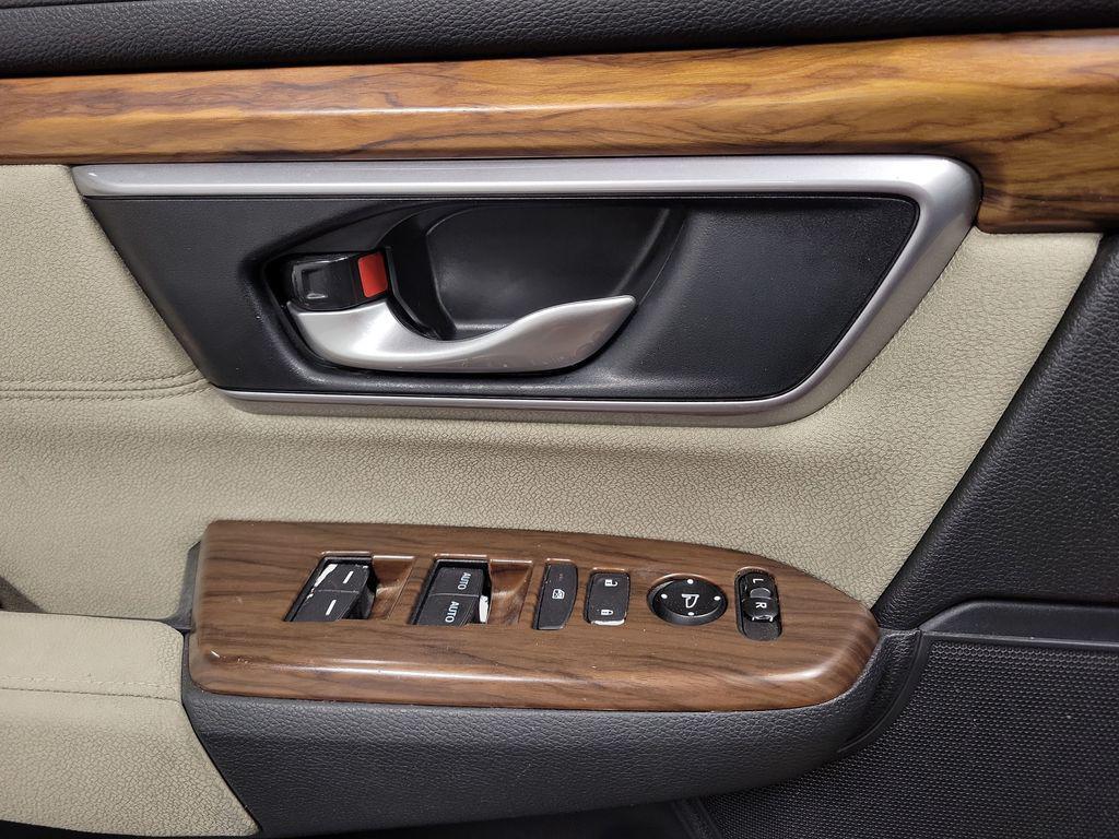 used 2018 Honda CR-V car, priced at $18,500