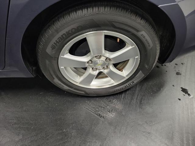 used 2014 Chevrolet Cruze car, priced at $7,995