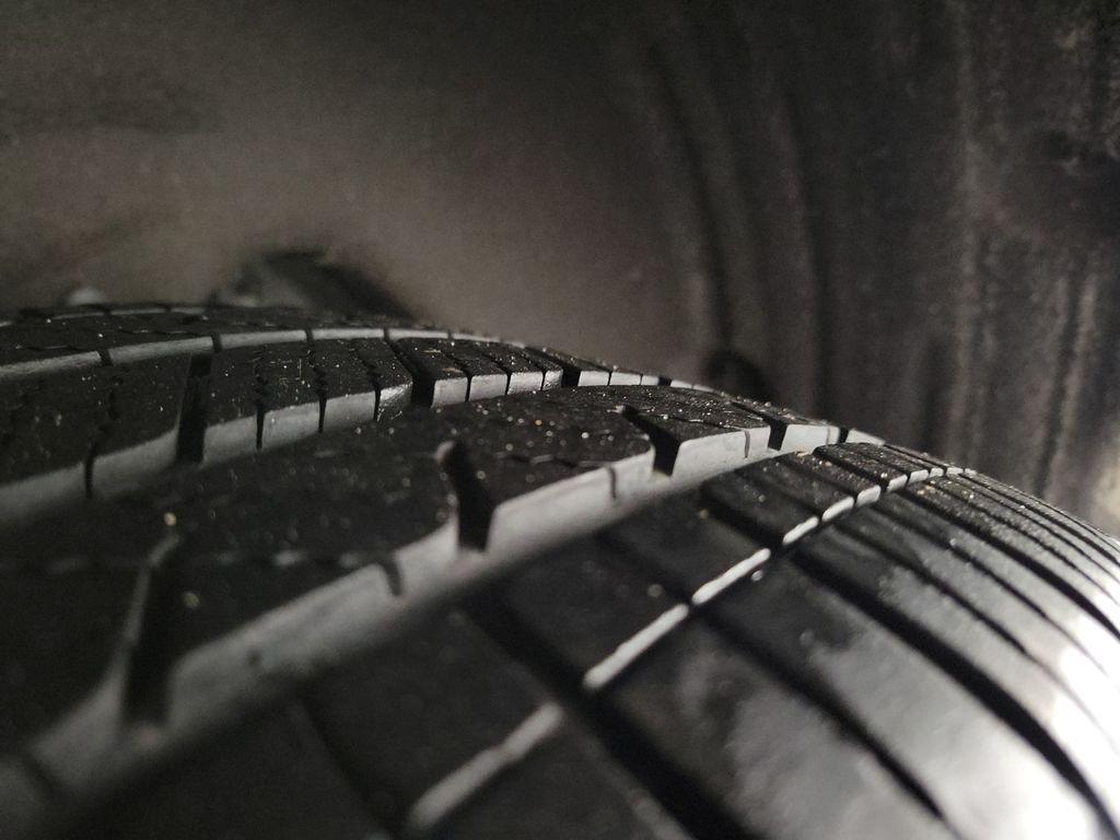 used 2022 Acura MDX car, priced at $36,500