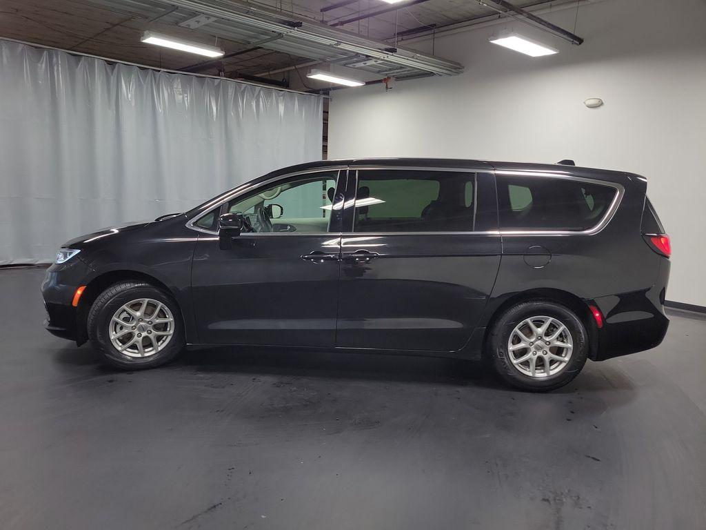 used 2024 Chrysler Pacifica car, priced at $26,995