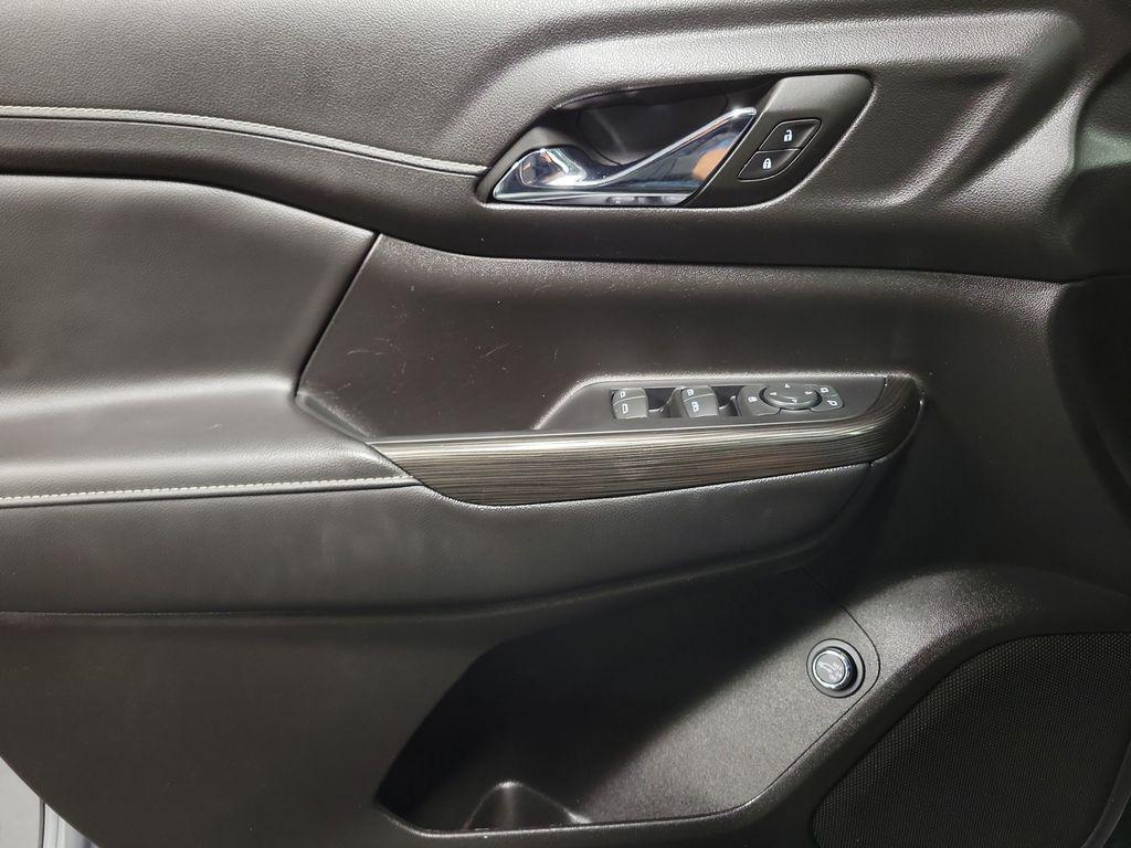 used 2023 GMC Acadia car, priced at $24,995