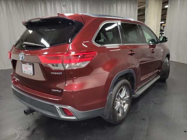 used 2017 Toyota Highlander Hybrid car, priced at $21,995