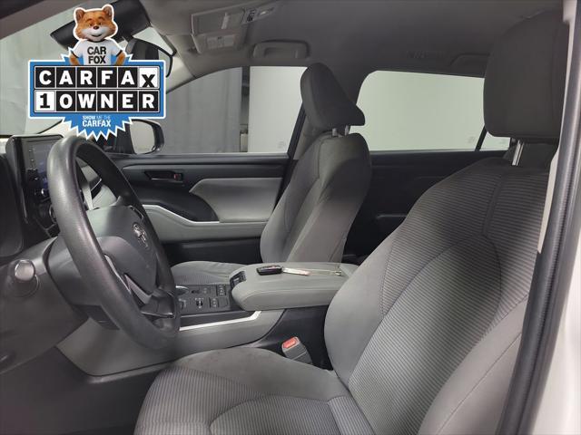 used 2022 Toyota Highlander car, priced at $27,500