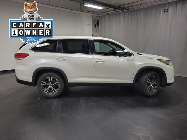 used 2019 Toyota Highlander car, priced at $13,995