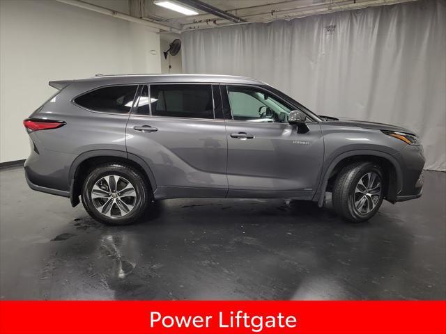 used 2021 Toyota Highlander Hybrid car, priced at $34,995
