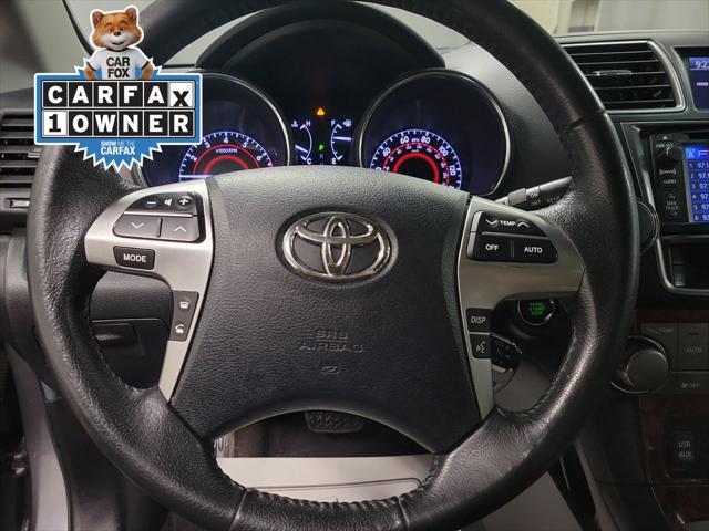 used 2013 Toyota Highlander car, priced at $9,995