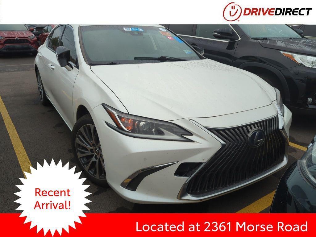 used 2019 Lexus ES 300h car, priced at $19,995