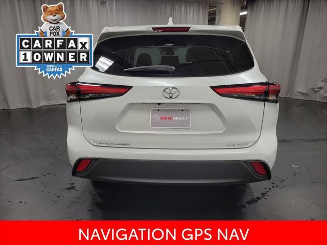 used 2022 Toyota Highlander car, priced at $31,995