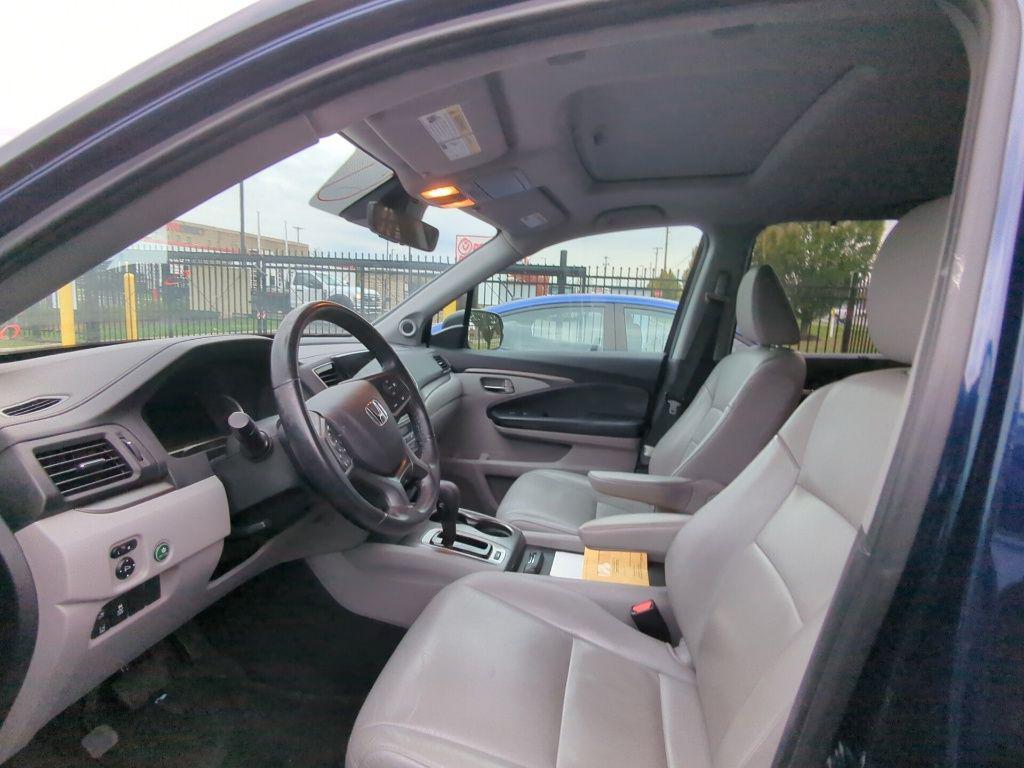 used 2020 Honda Pilot car, priced at $20,995