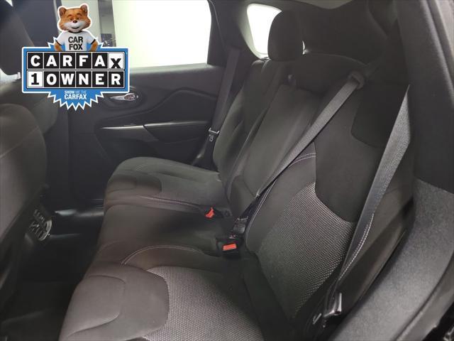 used 2020 Jeep Cherokee car, priced at $12,995