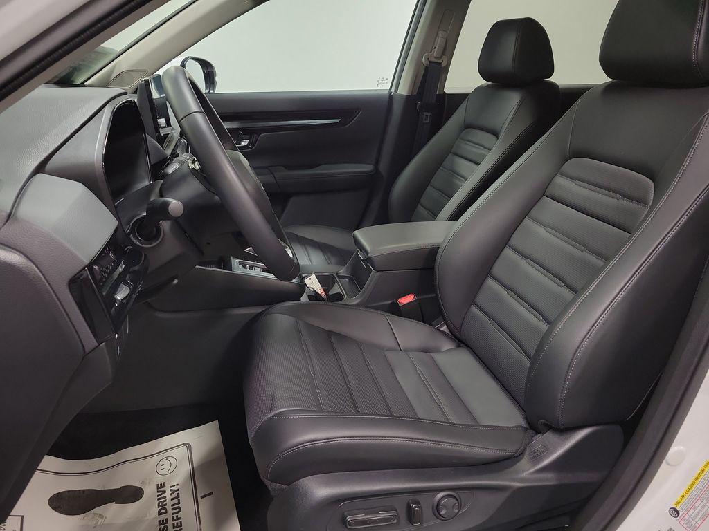 used 2025 Honda CR-V car, priced at $34,995