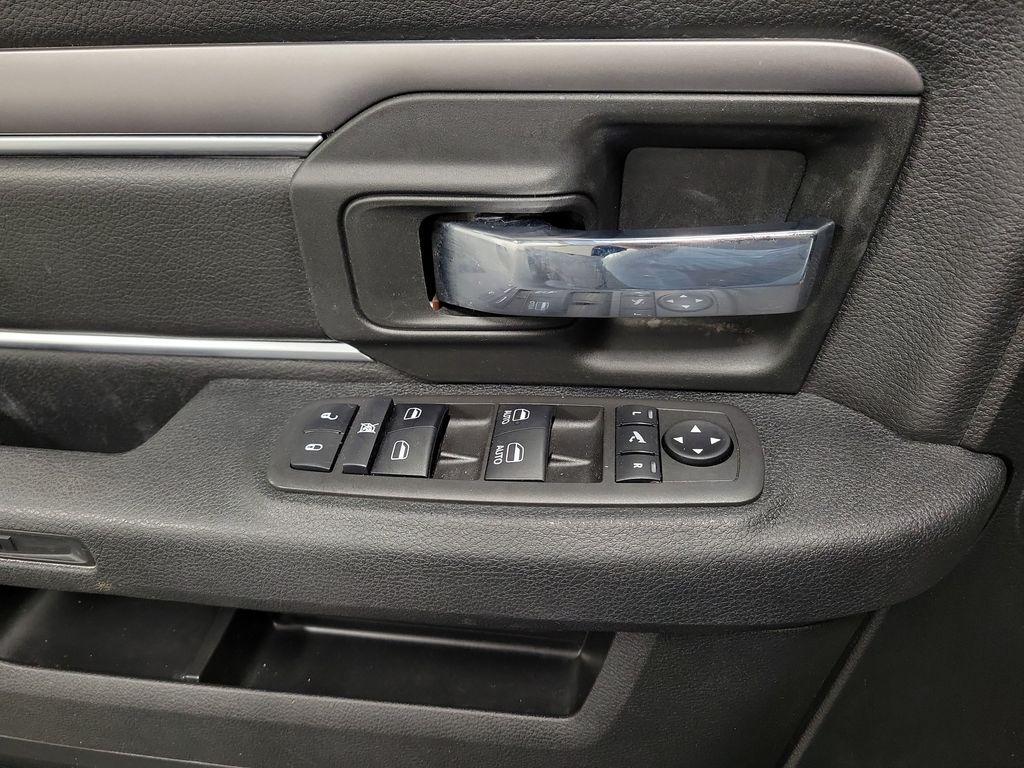 used 2022 Ram 1500 Classic car, priced at $28,995