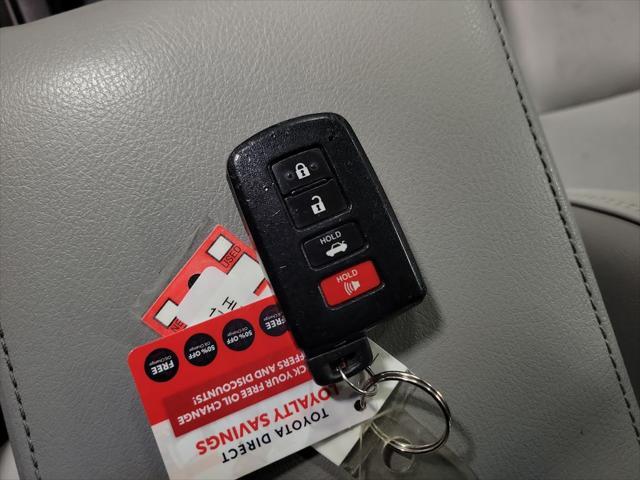 used 2017 Toyota Camry Hybrid car, priced at $14,500