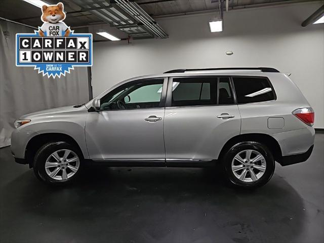 used 2013 Toyota Highlander car, priced at $11,995