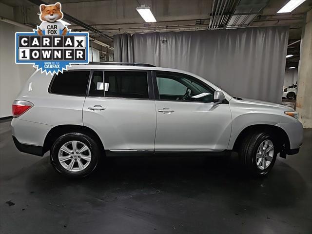 used 2013 Toyota Highlander car, priced at $11,995