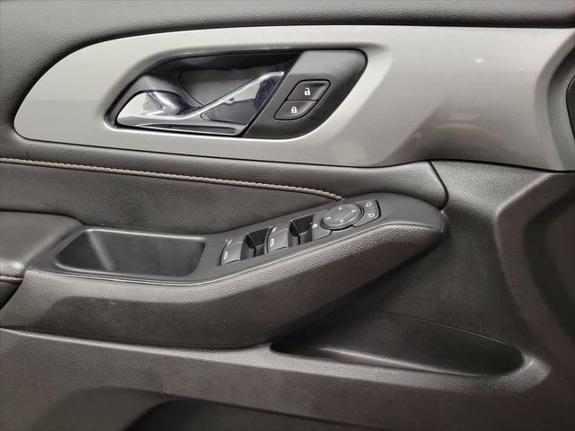 used 2021 Chevrolet Traverse car, priced at $20,995