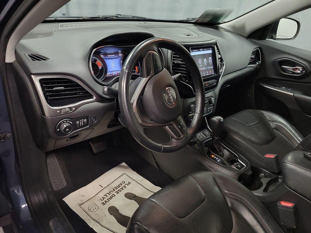 used 2019 Jeep Cherokee car, priced at $13,995