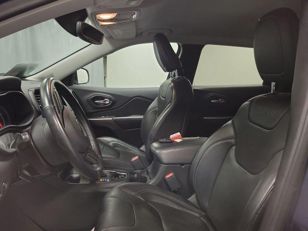 used 2019 Jeep Cherokee car, priced at $13,995