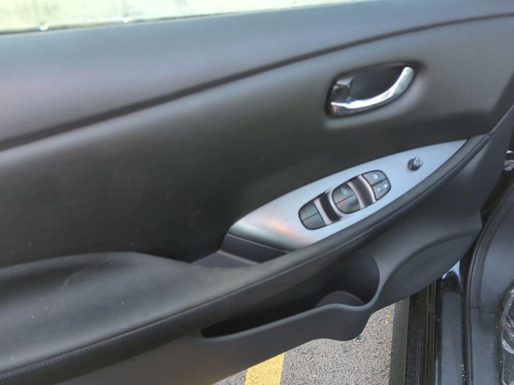 used 2020 Nissan Leaf car, priced at $11,995