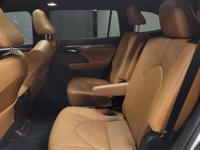 used 2021 Toyota Highlander car, priced at $35,994