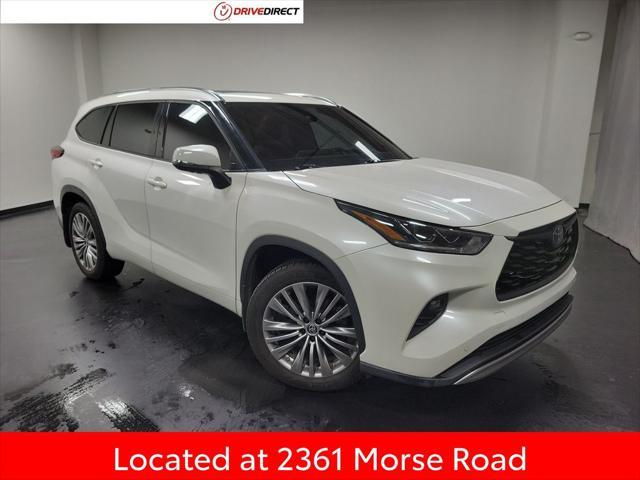 used 2021 Toyota Highlander car, priced at $35,994