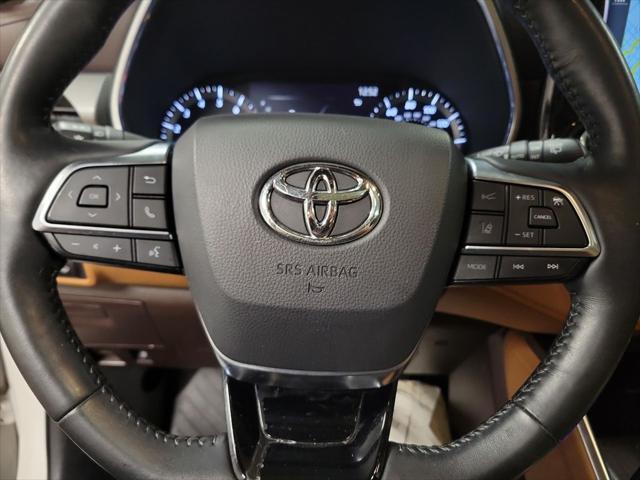 used 2021 Toyota Highlander car, priced at $35,994