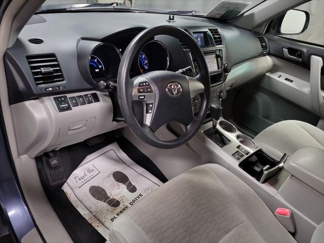 used 2013 Toyota Highlander Hybrid car, priced at $14,995