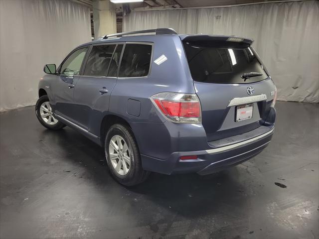 used 2013 Toyota Highlander Hybrid car, priced at $14,995
