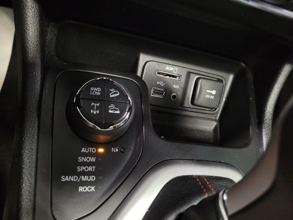 used 2018 Jeep Cherokee car, priced at $14,995