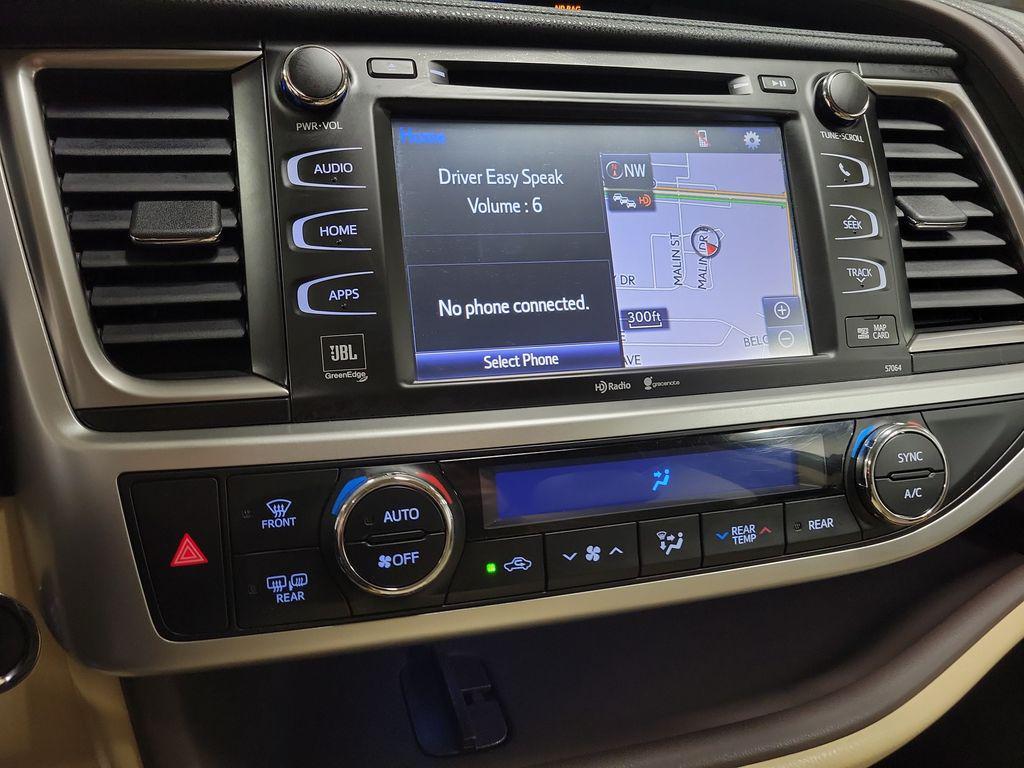 used 2014 Toyota Highlander car, priced at $20,995