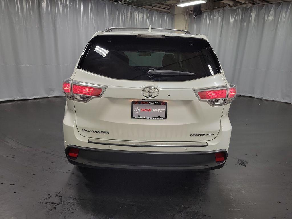 used 2014 Toyota Highlander car, priced at $20,995