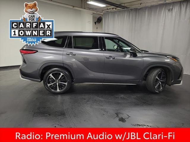 used 2022 Toyota Highlander car, priced at $37,995