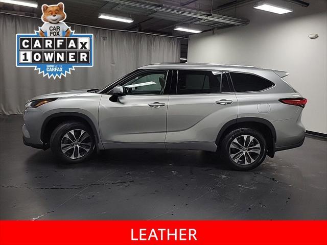 used 2021 Toyota Highlander car, priced at $24,500