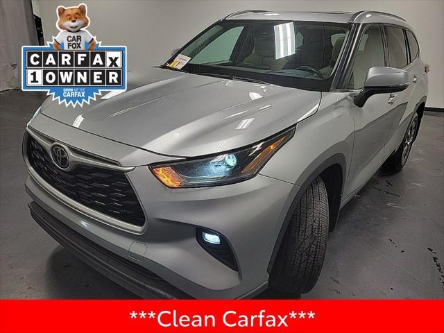 used 2021 Toyota Highlander car, priced at $24,500