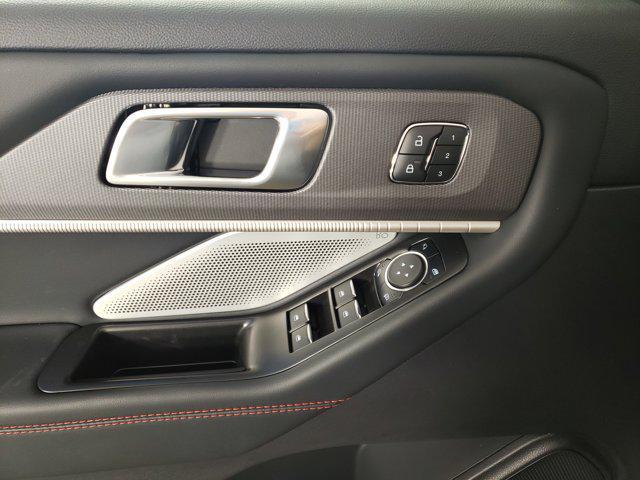 new 2025 Ford Explorer car, priced at $58,766