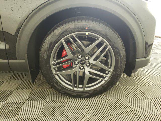 new 2025 Ford Explorer car, priced at $58,766