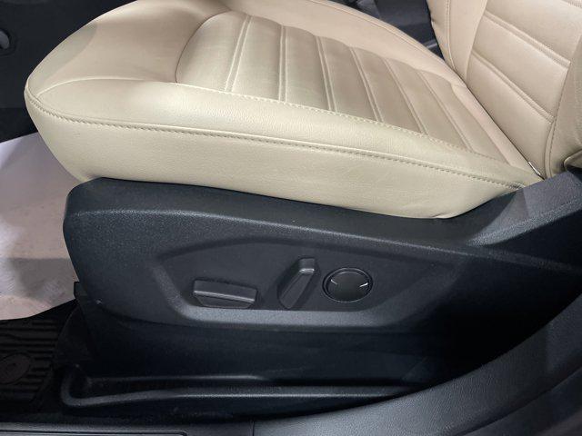 used 2022 Ford Edge car, priced at $26,997