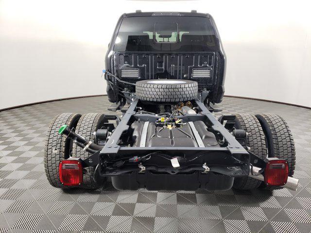new 2025 Ford F-450 car, priced at $73,950