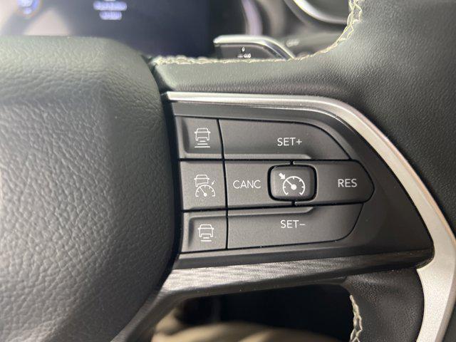 used 2024 Jeep Grand Cherokee car, priced at $35,997