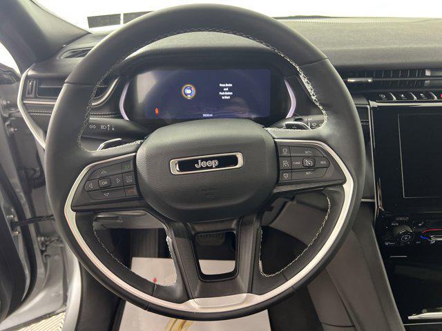 used 2024 Jeep Grand Cherokee car, priced at $35,997