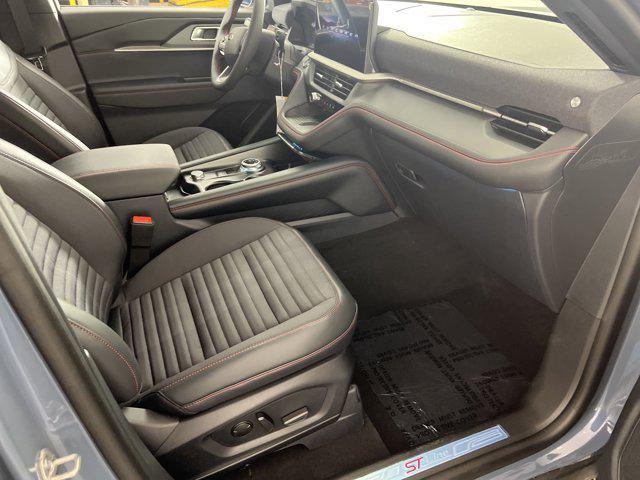 new 2025 Ford Explorer car, priced at $49,263