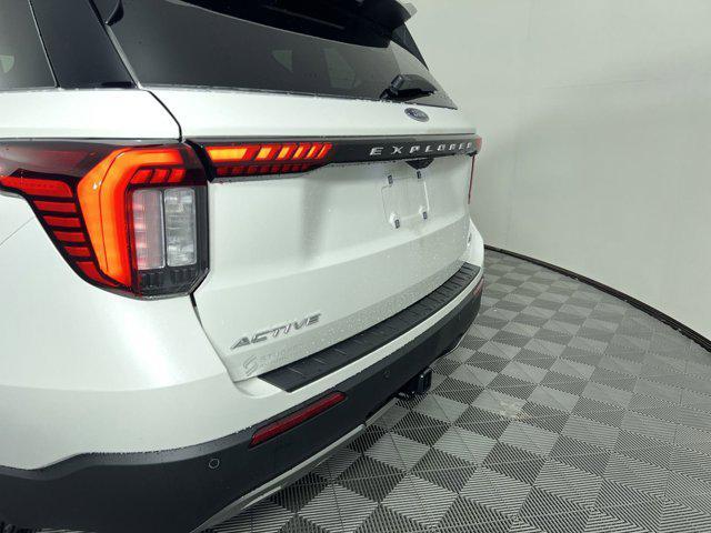 new 2025 Ford Explorer car, priced at $45,898