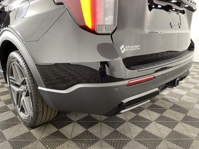 used 2025 Ford Explorer car, priced at $40,997