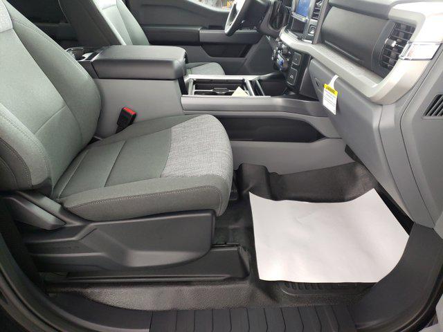 new 2025 Ford F-450 car, priced at $78,168