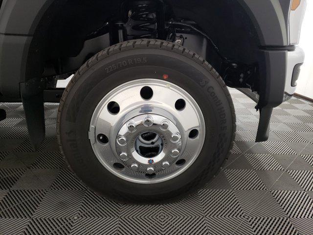 new 2025 Ford F-450 car, priced at $78,168